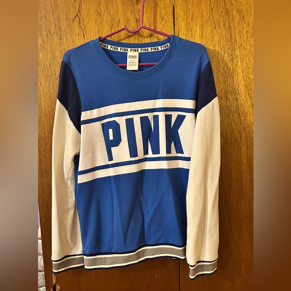 VICTORIA SECRETS PINK SWEATSHIRT - SZ MED